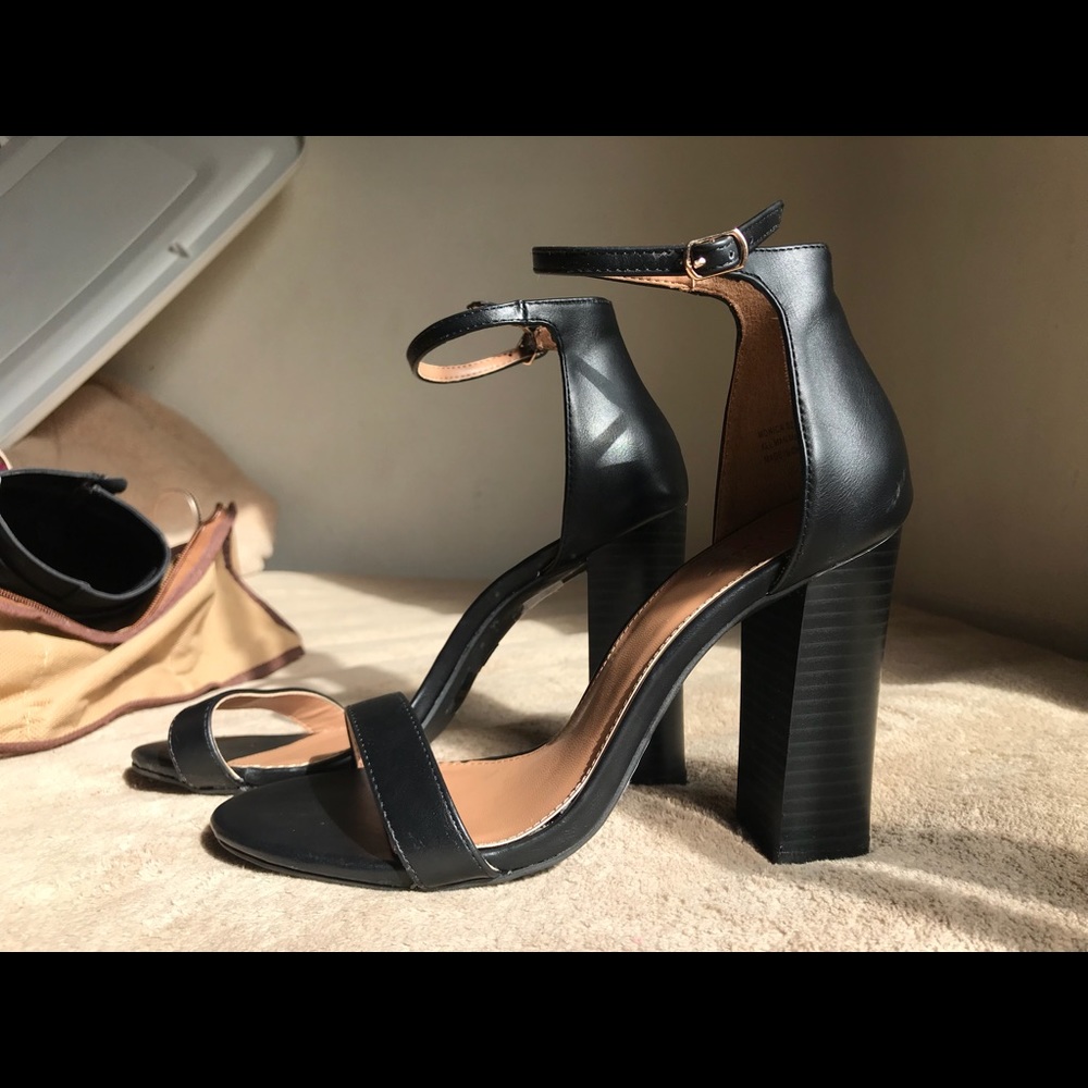 HEELS